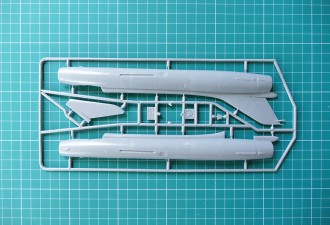 Scale model  Sukhoi Su-17 Serial
