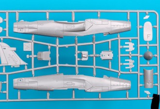 Scale model  Hawk 200 light multirole fighter (reg No: ZJ201)